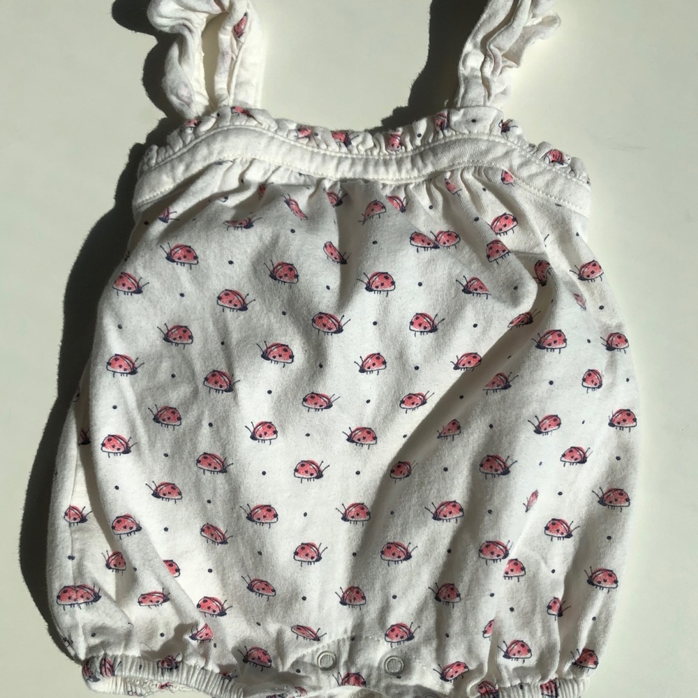 Baby Gap newborn ladybug one-piece 🐞